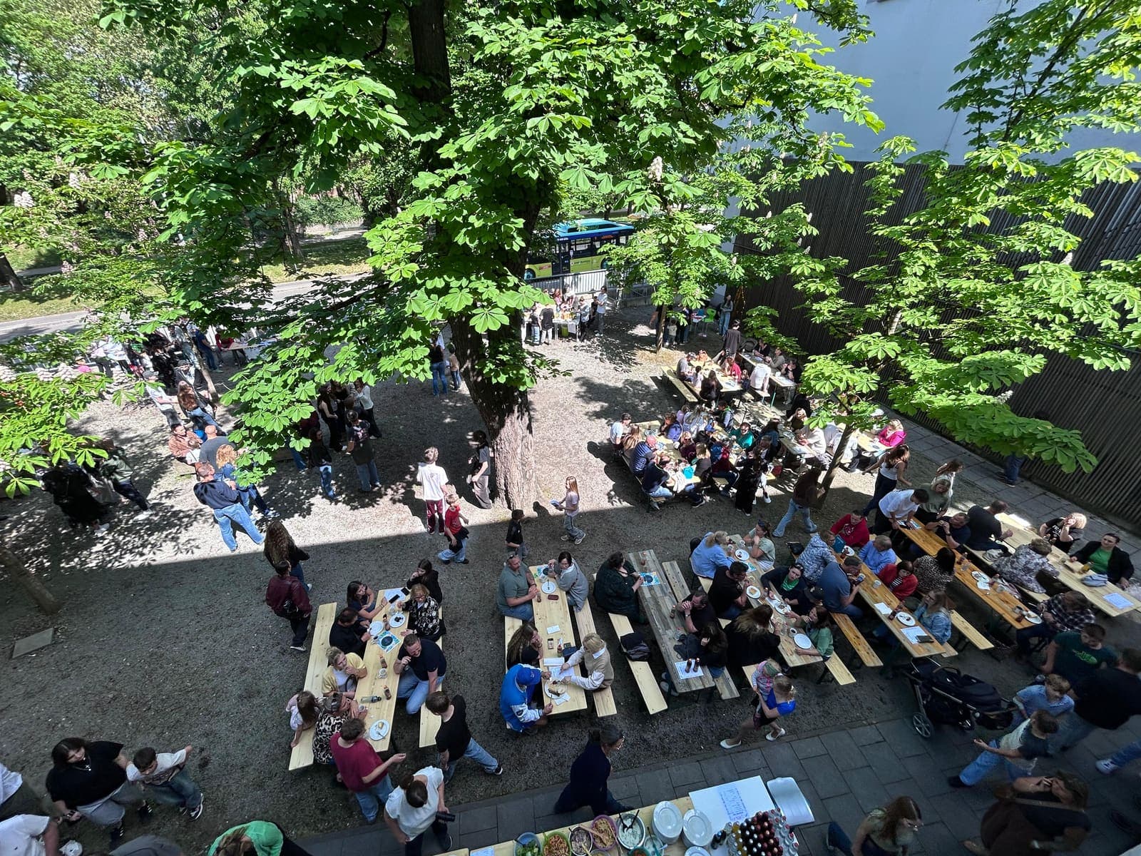 Bild 2 zum Beitrag „Sonne – Sommer – Schulfest“